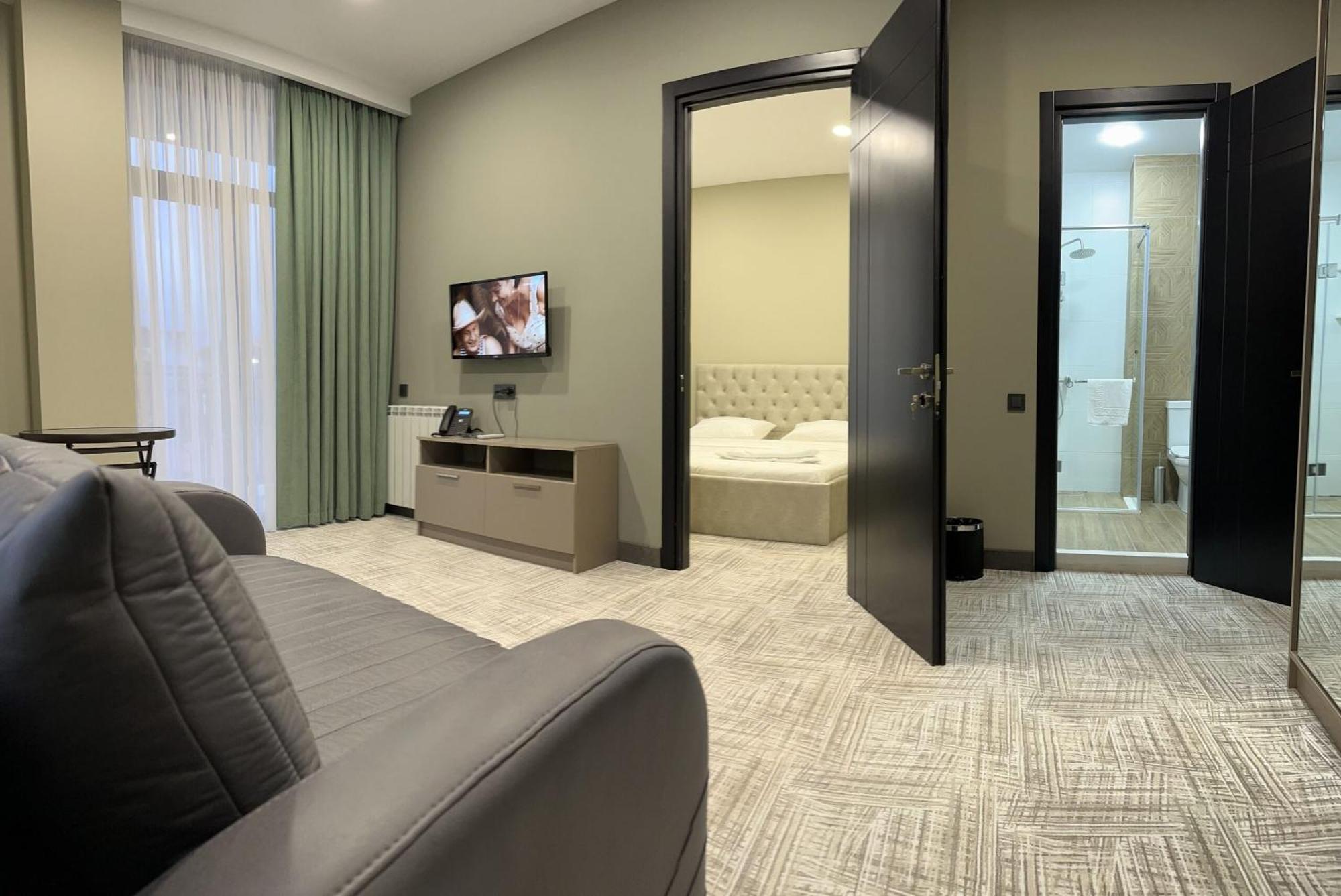 Caspian Vf Hotel Batumi Exterior photo